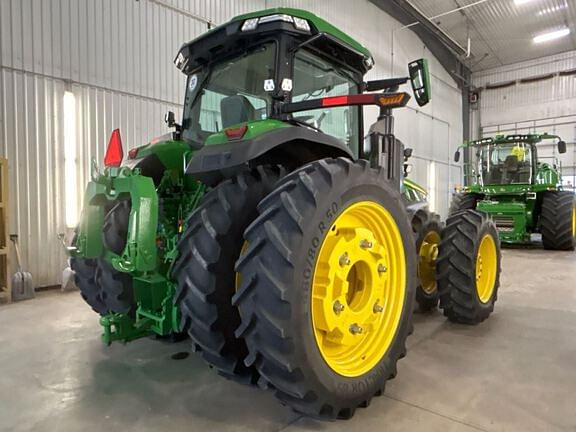 Image of John Deere 8R 410 equipment image 4