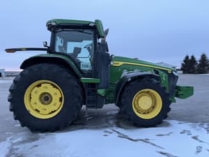 2022 John Deere 8R 410 Image