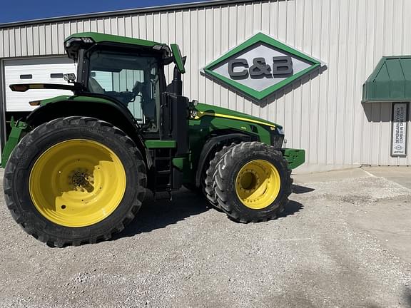 Image of John Deere 8R 410 equipment image 4