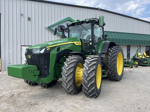 Image of John Deere 8R 410 Primary image