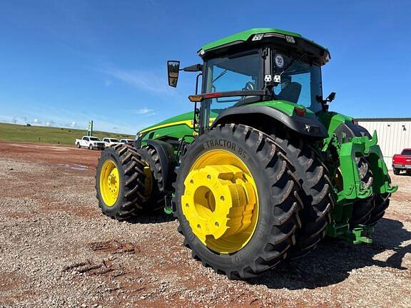 Image of John Deere 8R 410 equipment image 2