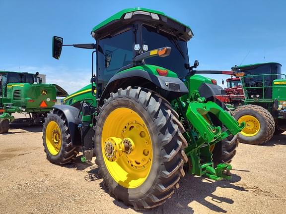 Image of John Deere 8R 410 equipment image 2