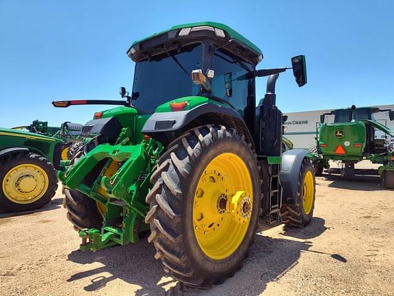 Image of John Deere 8R 410 equipment image 4