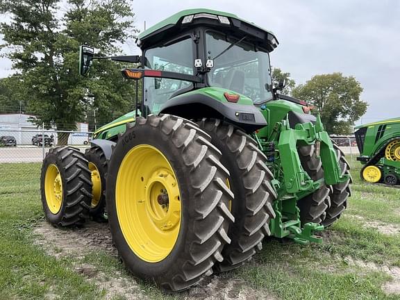 Image of John Deere 8R 410 equipment image 2