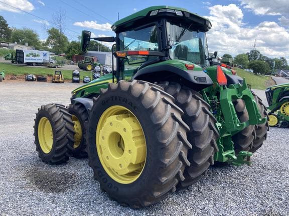 Image of John Deere 8R 410 equipment image 3