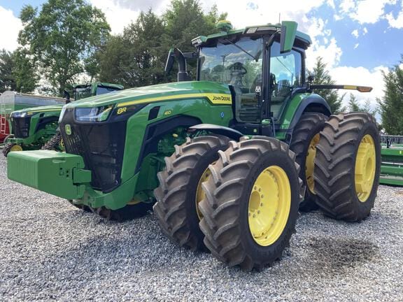 2022 John Deere 8R 410 Equipment Image0