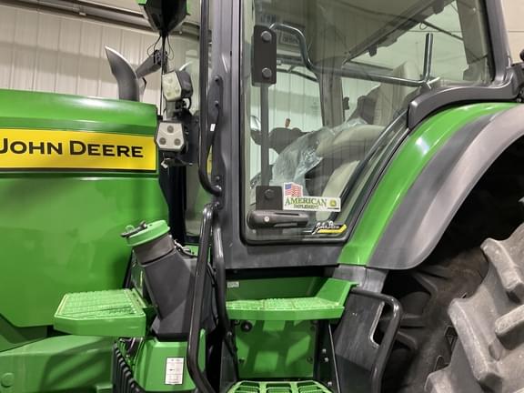 Image of John Deere 8R 410 equipment image 3