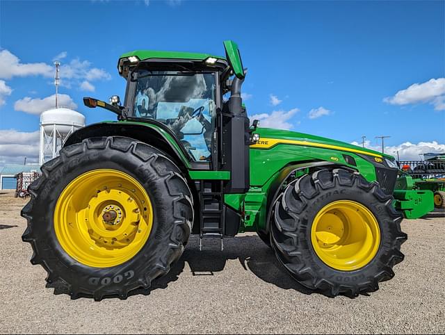 Image of John Deere 8R 410 equipment image 1