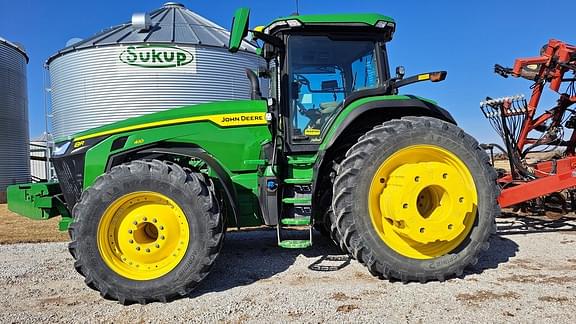 Image of John Deere 8R 410 equipment image 2