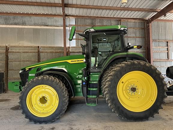 Image of John Deere 8R 410 equipment image 1