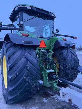 Image of John Deere 8R 410 equipment image 4