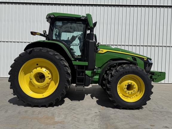 Image of John Deere 8R 410 equipment image 1