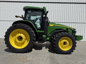 2022 John Deere 8R 410 Image