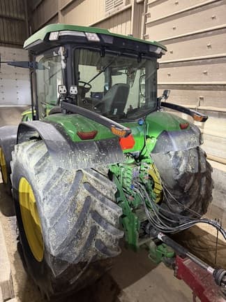 Image of John Deere 8R 410 equipment image 4