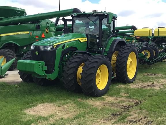 Image of John Deere 8R 410 Primary image