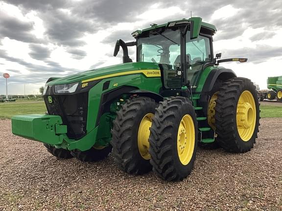 Image of John Deere 8R 410 equipment image 2