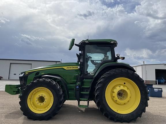 Image of John Deere 8R 410 equipment image 4