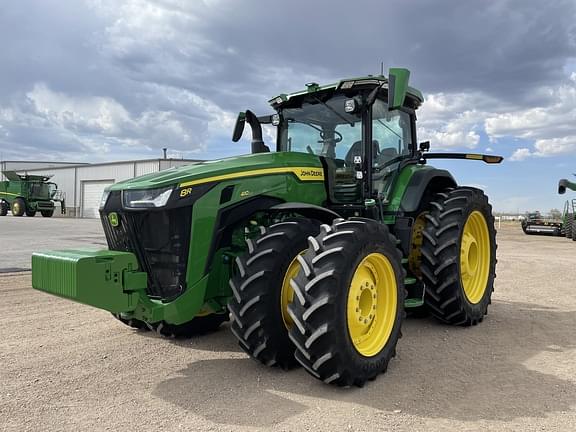 Image of John Deere 8R 410 equipment image 3