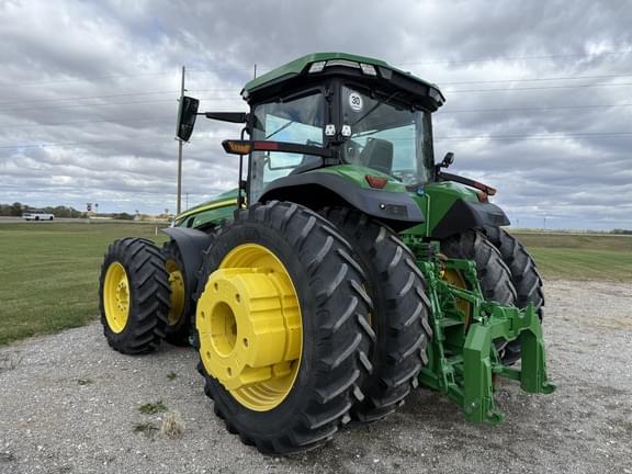 Image of John Deere 8R 410 equipment image 3