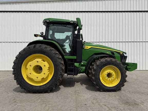 2022 John Deere 8R 410 Equipment Image0