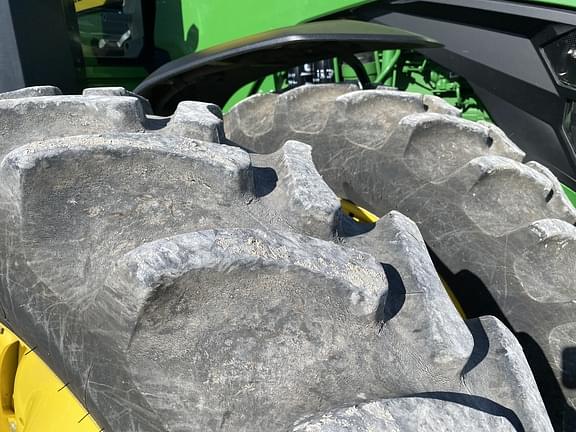 Image of John Deere 8R 410 equipment image 1