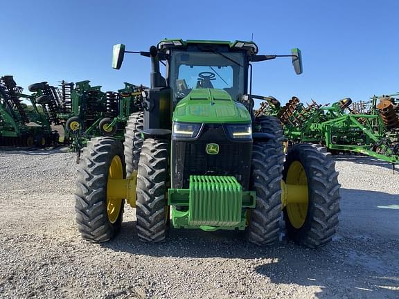 Image of John Deere 8R 410 equipment image 2