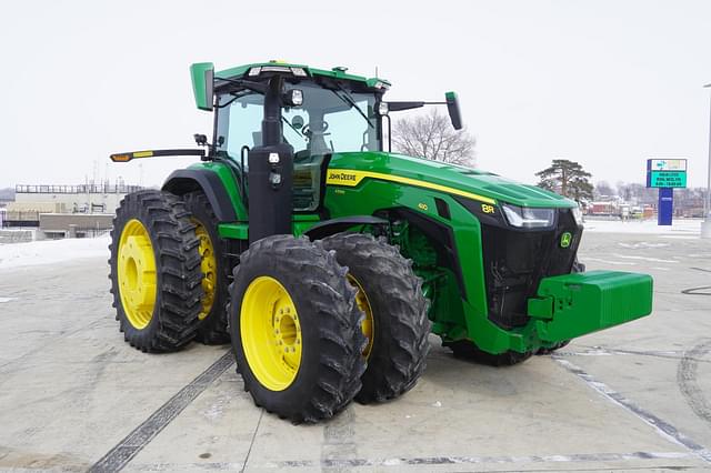 Image of John Deere 8R 410 equipment image 3