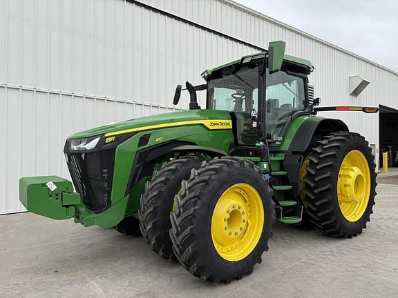 Image of John Deere 8R 410 equipment image 4