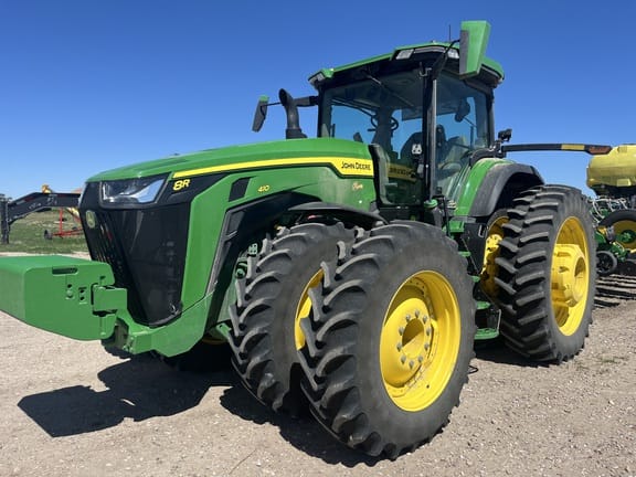 2022 John Deere 8R 410 Equipment Image0