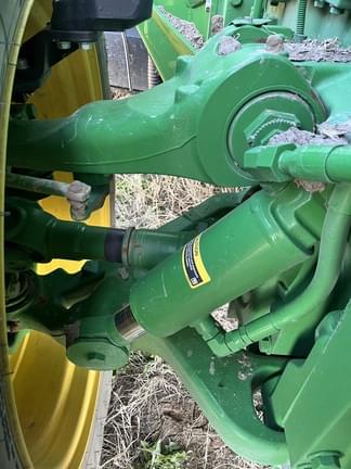 Image of John Deere 8R 410 equipment image 4