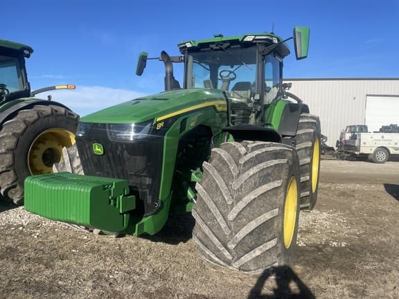 Image of John Deere 8R 410 equipment image 1