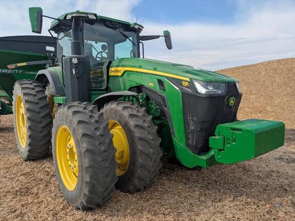 Image of John Deere 8R 410 Primary image