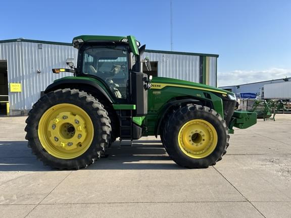 Image of John Deere 8R 410 Primary image