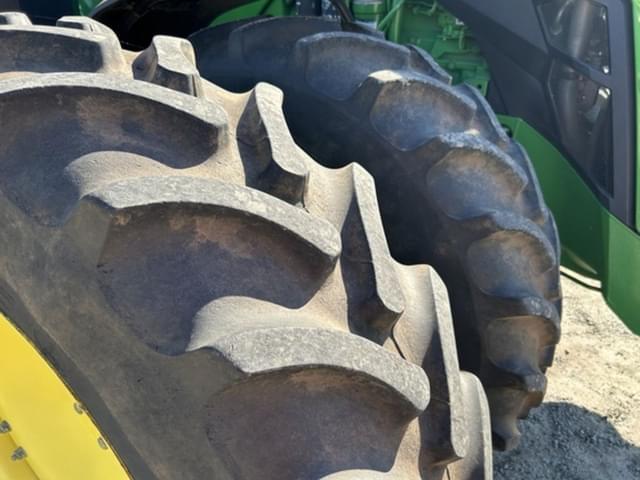 Image of John Deere 8R 410 equipment image 3