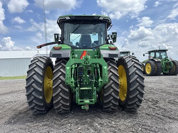 Image of John Deere 8R 410 equipment image 4