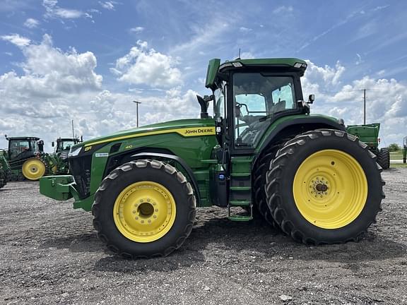 Image of John Deere 8R 410 Primary image
