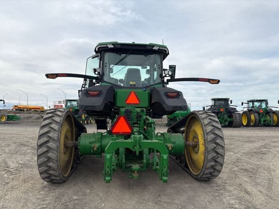 Image of John Deere 8RT 310 equipment image 3