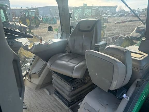 Image of John Deere 8RT 310 equipment image 3