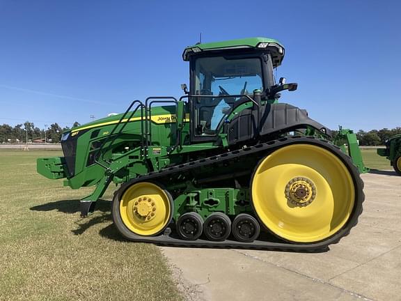 Image of John Deere 8RT 310 equipment image 4