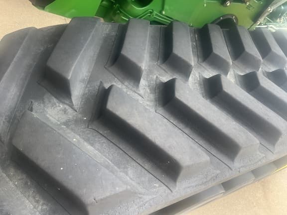 Image of John Deere 8RT 340 equipment image 1