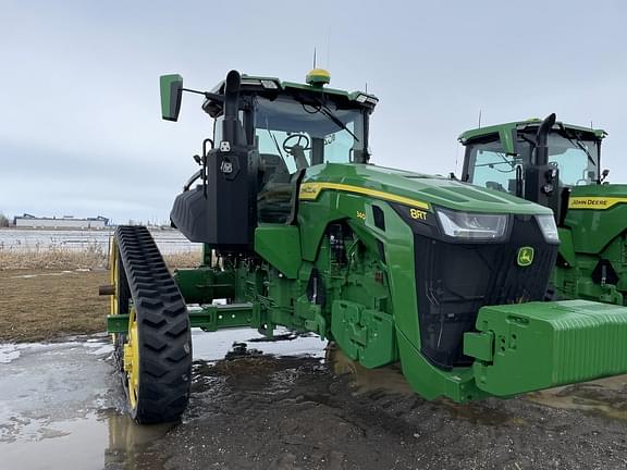 Image of John Deere 8RT 340 equipment image 4