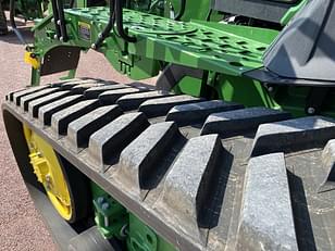 Main image John Deere 8RT 370 11