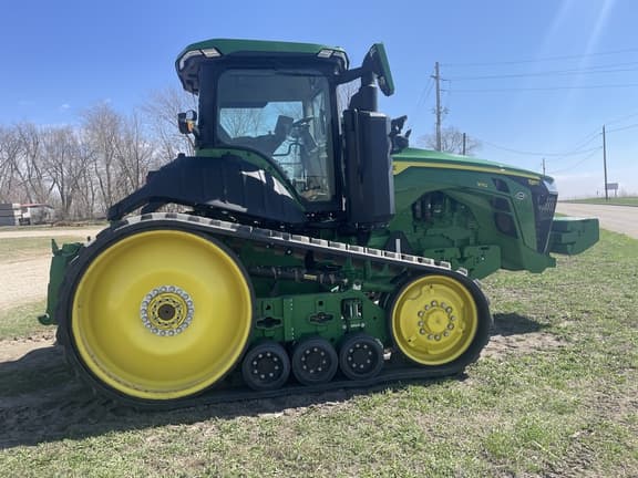 Image of John Deere 8RT 370 equipment image 1