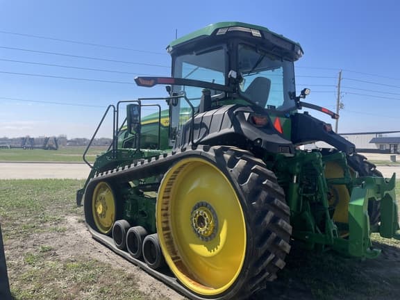Image of John Deere 8RT 370 equipment image 4