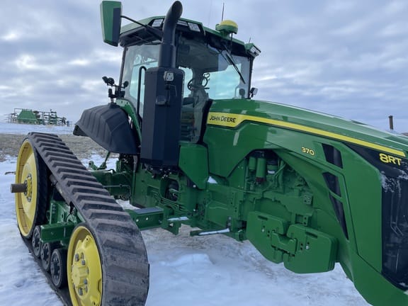 2022 John Deere 8RT 370 Equipment Image0