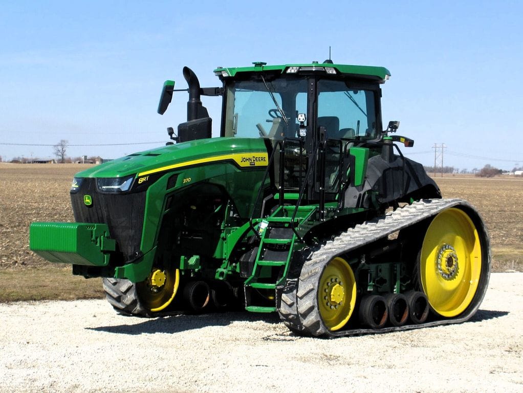 2022 John Deere 8RT 370 Equipment Image0