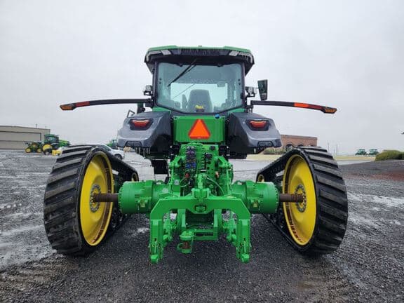 Image of John Deere 8RT 370 equipment image 3