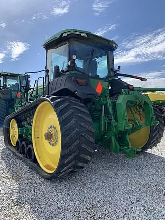 Image of John Deere 8RT 370 equipment image 2