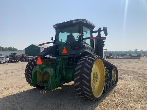 Image of John Deere 8RT 370 equipment image 4