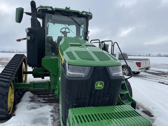 Image of John Deere 8RT 370 equipment image 1